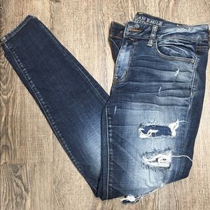 American Eagle Outfitters Distressed Jegging Jeans